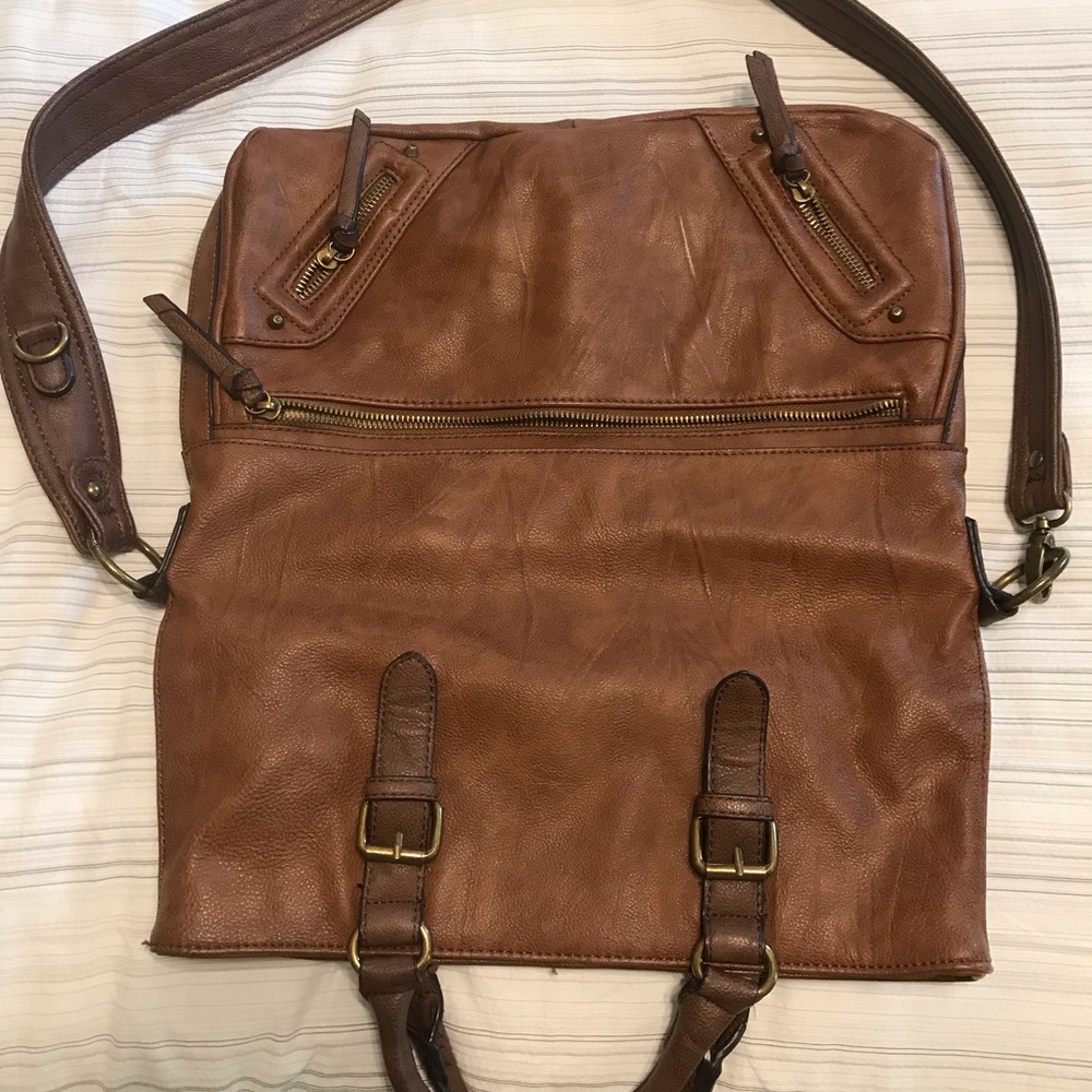 Distress’s faux leather messenger bag